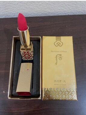 The Whoo Gongjinhyang Mi Velvet Lip Rouge 3.5g. No.45 Royal Red